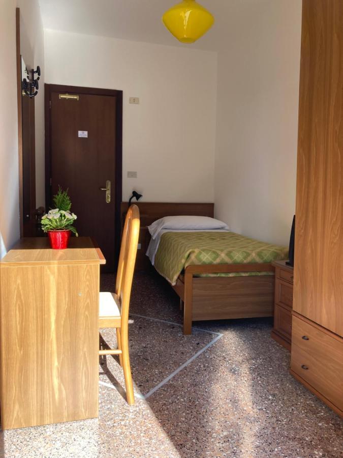 Hotel Maria Nella Bardineto ภายนอก รูปภาพ