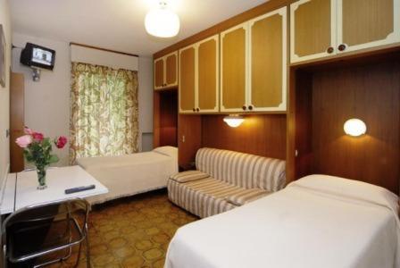 Hotel Maria Nella Bardineto ภายนอก รูปภาพ
